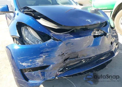 2020 Tesla Model Y Long Range Dual Motor All-Wheel Drive/Performance Dual Motor All-Wheel Drive from USA, damaged, VIN 5YJYGDEF6LF000142